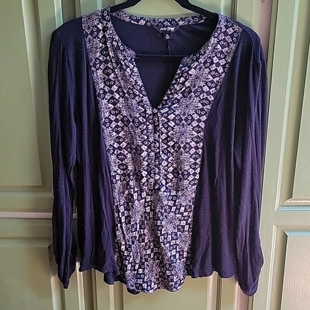 Lucky Brand roll tab sleeve v-neck printeded blouse